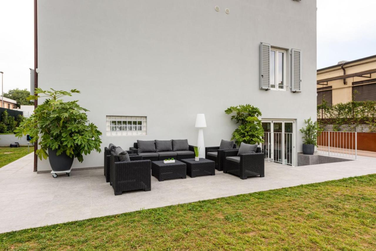 Villa Fedora Luxury Suites Лукка Екстер'єр фото